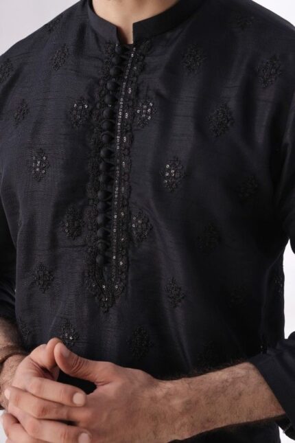 SIGNATURE BLACK